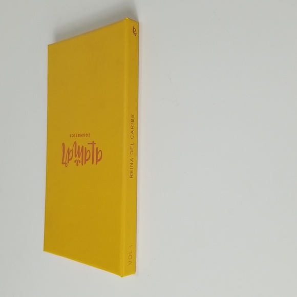 Alamar Cosmetics Reina Del Caribe Vol 1 Eyeshadow Palette - Picture 6 of 14